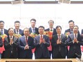 Bộ trưởng Bộ KH&CN Nguyễn Mạnh Hùng cùng các Thứ trưởng chúc mừng lãnh đạo vừa được điều động, bổ nhiệm.
