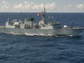 Tàu khu trục HMCS Regina của Canada (Ảnh: CNN)