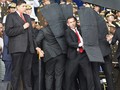 Tình trạng hỗn loạn trong buổi diễu binh tổ chức ở Caracas, Venezuela hồi tháng 8/2018 (Ảnh: Sputnik)