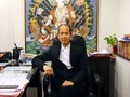 Ông So Man-fung Peter, thày phong thủy nổi tiếng ở Hong Kong (Ảnh: CNN)