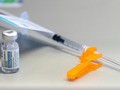 Chính quyền Mỹ đang tăng cường nỗ lực phân phối vaccine COVID-19 (Ảnh: Reuters)