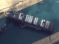 Ảnh vệ tinh cho thấy tàu Ever Given bị mắc kẹt ở kênh Suez (Ảnh: Maxar)