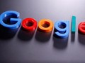 Google sẽ đóng 29,3 triệu USD cho quỹ chống thông tin giả của EU (Ảnh: Reuters)