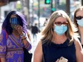 Nhiều người dân Mỹ đã tiêm vaccine đầy đủ vẫn bị mắc biến chủng Delta (Ảnh: Reuters)