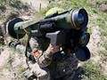 Tên lửa chống tăng Javelin do Mỹ chế tạo (Ảnh: Reuters)