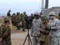 Quân đội Mỹ và Nhật Bản trong một cuộc tập trận năm 2014 (Ảnh: US Army)