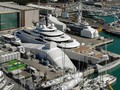 Siêu du thuyền Scheherazade neo tại cảng Marinna di Carrara, Tuscany, Italy (Ảnh: AFP)