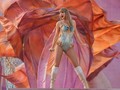 Taylor Swift trên sân khấu vào ngày 27/7/2024 tại Munich, Đức (Ảnh: Getty)