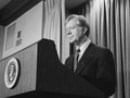 Tổng thống Mỹ Jimmy Carter tuyên bố lệnh trừng phạt mới đối với Iran để trả đũa việc bắt giữ con tin Mỹ, tháng 4/1980. Ảnh: Reuters.