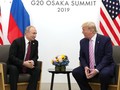 Tổng thống Mỹ Donald Trump gặp Tổng thống Nga Vladimir Putin tại Osaka, Nhật Bản vào ngày 28/6/2019. Ảnh: Getty.
