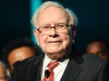 Giám đốc điều hành Berkshire Hathaway, tỷ phú Warren Buffett, cho biết thuế quan sẽ trở thành "thuế đánh vào hàng hóa" theo thời gian. Ảnh: Getty.