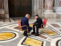 Tổng thống Mỹ Donald Trump và người đồng cấp Ukraine Volodymyr Zelensky trong cuộc gặp tại Vatican. Ảnh: Getty.