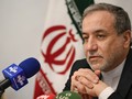 Bộ trưởng Ngoại giao Iran Abbas Araghchi phát biểu với các nhà báo. Ảnh: Getty.