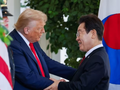 Tổng thống Mỹ Donald Trump chào đón Tổng thống Hàn Quốc Lee Jae Myung tại Nhà Trắng ở Washington, DC, Mỹ ngày 25/8. Ảnh: Reuters.