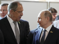 Ngoại trưởng Nga Sergei Lavrov và Tổng thống Vladimir Putin. Ảnh: Reuters.