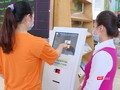 Quầy tra cứu và đăng ký khám bệnh tại Bệnh viện Sản nhi Quảng Ninh.