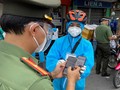 Công an siết chặt kiểm soát dịch. Ảnh minh họa: VNE.