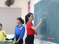 Giáo viên giảng dạy trên lớp. Ảnh: Minh Thúy