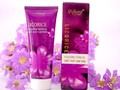 Kem dưỡng trắng da body licorice. Ảnh: Internet