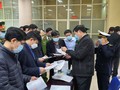 Thứ trưởng Bộ Y tế kiểm tra công tác phòng dịch COVID-19 tại cửa khẩu. Ảnh: Tuấn Dũng - Bộ Y tế