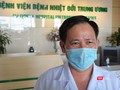 BS. Trần Duy Hưng - Trưởng khoa Nhiễm khuẩn tổng hợp, Bệnh viện Bệnh Nhiệt đới Trung ương cơ sở 2. Ảnh: Hoàng Anh 