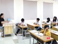 Giáo viên và học sinh trong giờ học (Ảnh: Minh Thúy)