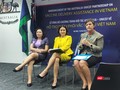 Đại sứ quán Australia cùng Trưởng đại diện UNICEF và TS. Dương Thị Hồng thảo luận về gói hỗ trợ, phân phối vaccine phòng COVID-19 (Ảnh - Minh Thuý)