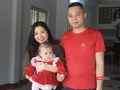 Anh Hiếu, chị Xoan hạnh phúc bên thiên thần nhỏ (Ảnh - Minh Thuý) 