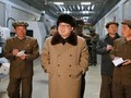 Nhà lãnh đạo Kim Jong-un đến thăm khu công nghiệp Ryongsong hôm 2/4. (Nguồn: KCNA).