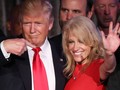 Bà Kellyanne Conway và ông Trump.