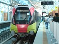 Đoàn tàu Metro Nhổn - ga Hà Nội.