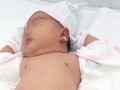 Bé gái chào đời nặng 5.2kg tại Bệnh viện Quận 11