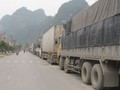 Lại dồn ứ hàng hoa quả xuất sang Trung Quốc
