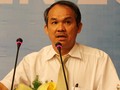 Người giàu thứ hai sàn chứng khoán Việt Nam tuyên bố HAGL lùi thời hạn chuyển đổi trái phiếu thêm 2 năm nữa - thời điểm các dự án kinh doanh của tập đoàn vào mùa gặt hái - là động thái bảo vệ quyền lợi của các trái chủ và 16.000 cổ đông