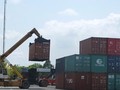 Bóc mẽ hàng loạt phụ phí vô lý
