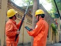 EVN Hà Nội sử dụng bộ thiết bị. Nguồn ảnh: evnhanoi.vn