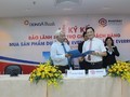 Cựu TGĐ Dong A Bank Trần Phương Bình và Tổng giám đốc PDR Nguyễn Văn Đạt tại kí kết bão lãnh và tài trợ khách hàng mua nhà dự án The Ever Rich 2 và 3