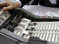Theo nhận định của lãnh đạo ngân hàng thương mại, chính sách mới sẽ tác động để dòng vốn luân chuyển nhanh hơn, nguồn vốn đi vào sản xuất kinh doanh sẽ được thúc đẩy nhanh hơn.