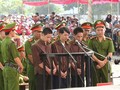 Xét xử vụ thảm sát ở Bình Phước: Dương và Tiến bật khóc khi bị đề nghị án tử hình