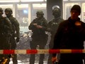Cảnh sát đảm bảo an ninh tại nhà ga chính ở Munich. Ảnh: Reuters