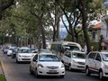 Cước taxi giảm chậm vì DN mất tiền tỉ mỗi lần đổi cước?