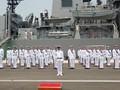 Sĩ quan, thủy thủ đoàn trên tàu đến thăm Cam Ranh