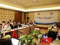 Sáng 21/4, tại Đà Nẵng, các cơ quan quản lý tần số các nước ASEAN đã nhóm họp, bàn về công tác quản lý, chuyển đổi kỹ thuật phát sóng truyền hình số.