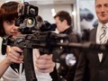 Nhà sản xuất vũ khí cá nhân lớn nhất của Nga là tập đoàn "Kalashnikov" (súng AK) dự kiến đến năm 2017 sẽ tăng gấp đôi doanh số bán hàng.