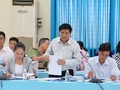 Ông Lê Tuấn Tài (đứng) trong lần làm việc với lãnh đạo Thành ủy TP.HCM TRUNG HIẾU