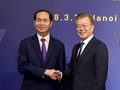 Chủ tịch nước Trần Đại Quang và Tổng thống Hàn Quốc Moon Jae In. Ảnh: VGP