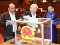 Đại biểu Quốc hội đánh giá những người được Quốc hội bầu hoặc phê chuẩn bằng lá phiếu tín nhiệm. Ảnh: TTXVN