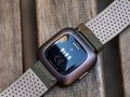 Fitbit là một hãng đồng hồ thông minh nổi tiếng ở Mỹ (Ảnh: The Verge)