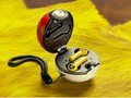 Chiếc tai nghe không dây Pokemon của Razer (Ảnh: Gizmodo)
