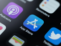 Doanh thu App Store giảm mạnh, Apple quay cuồng (Ảnh: Phone Arena)